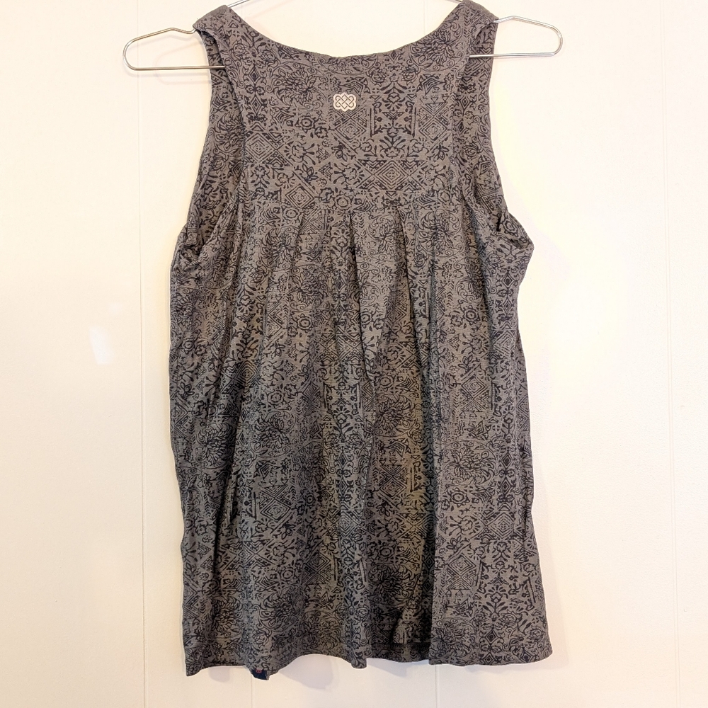 Sherpa Outdoor Printed Gray Tank Top - Picture 4 of 5